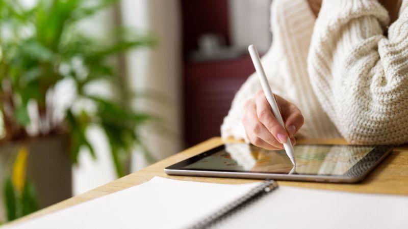 Digital Journaling Platforms for Therapeutic Reflection